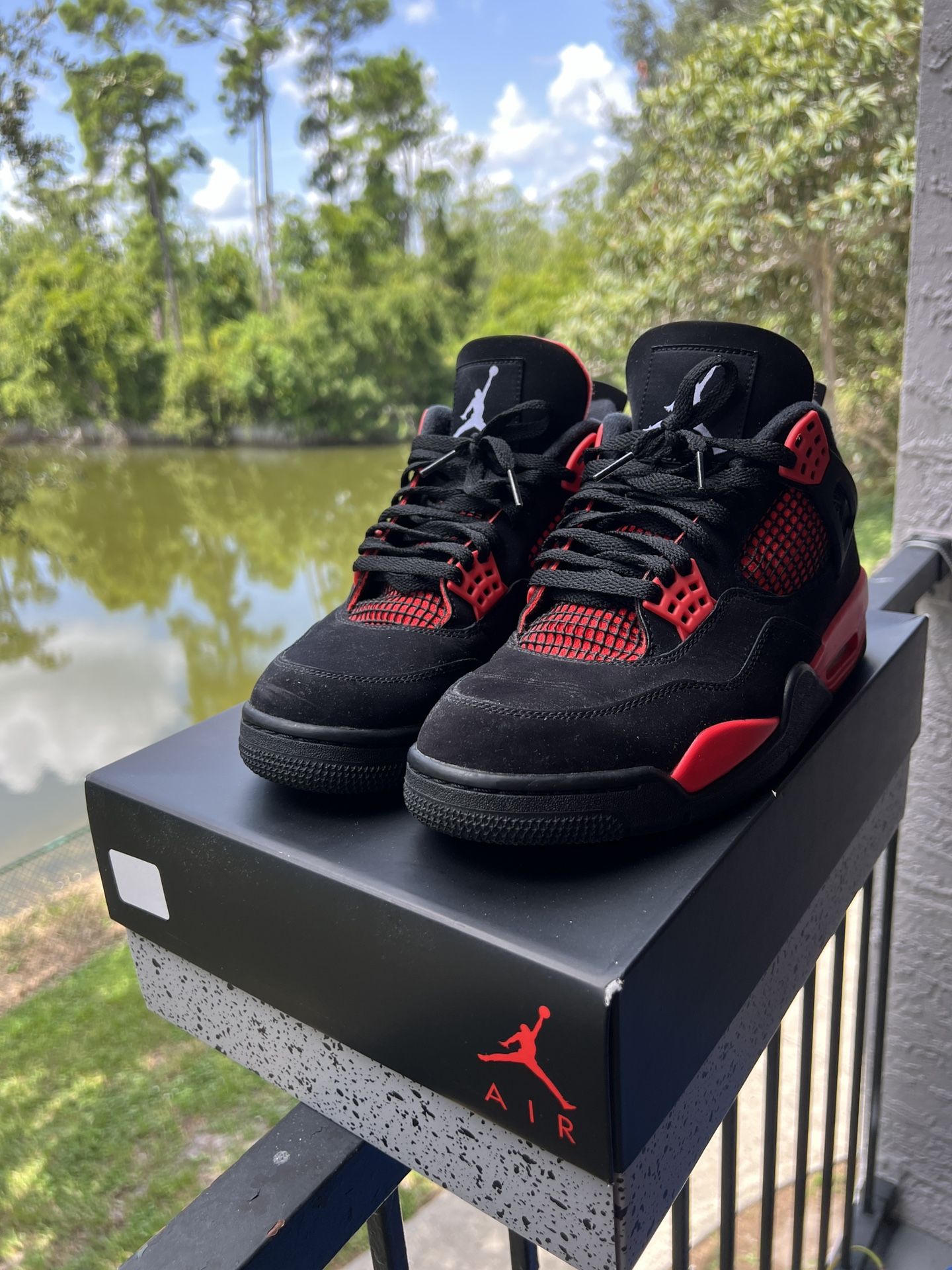 jordan 4s thunder red