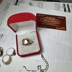 10 Kt Men’s Signet Ring  Genuine Gold , Not Plated 