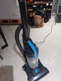 BISSELL vacuum 