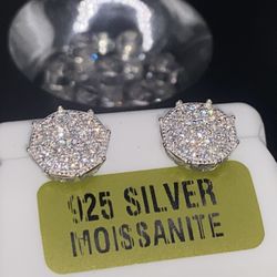 925 Silver Unisex Moissanite Earrings 0.75 Carat