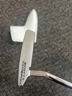 Scotty Cameron Special Select Newport 2.5 33 inches