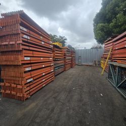Pallet Racks 