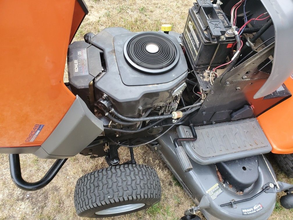 Husqvarna gth2548 huge riding tractor for Sale in Puyallup, WA OfferUp