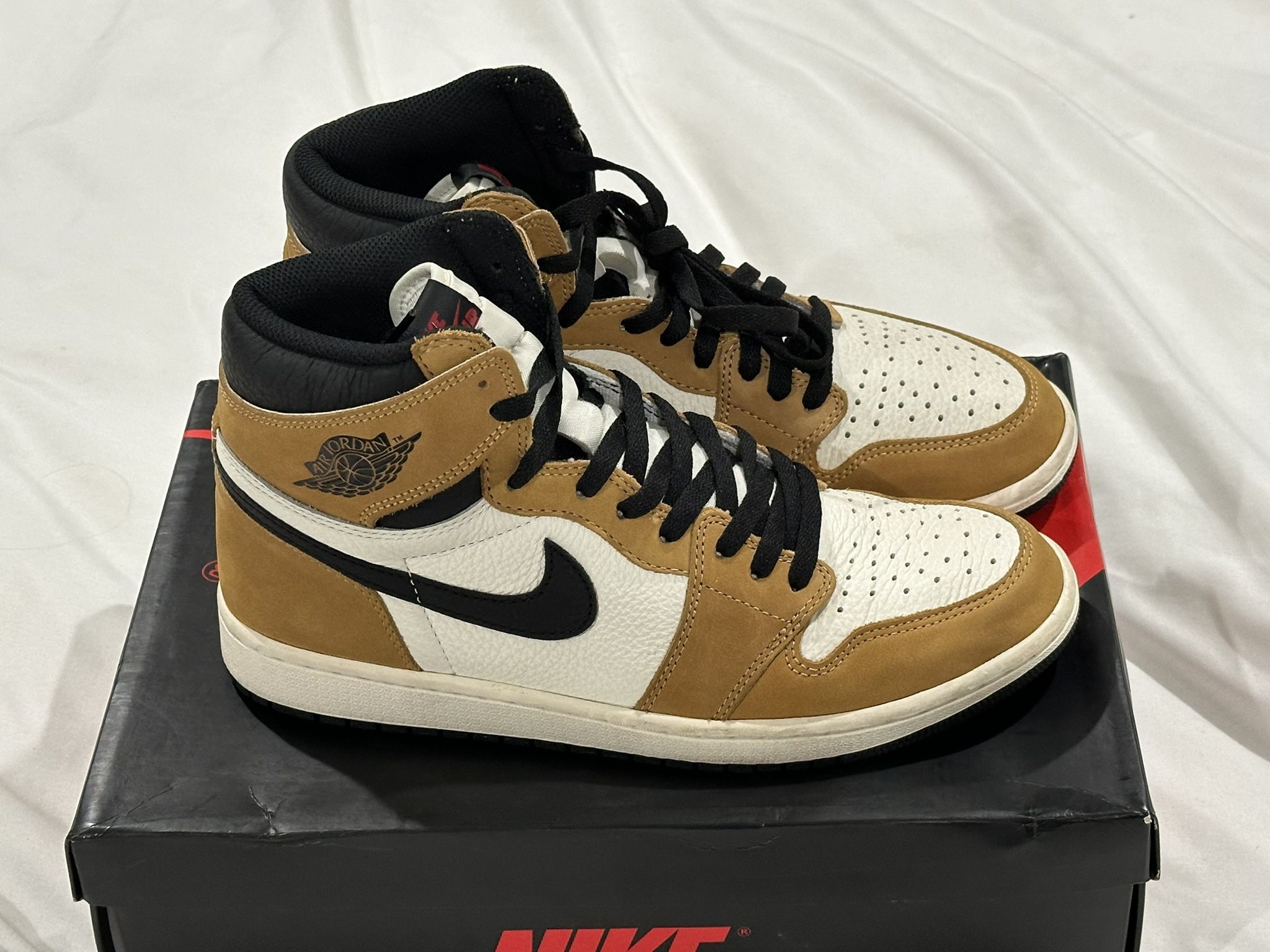  Jordan 1 Retro High Rookie of the Year Size: US M 10 Used once like new w box. Retail price $302