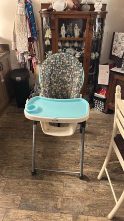 Standard high chair