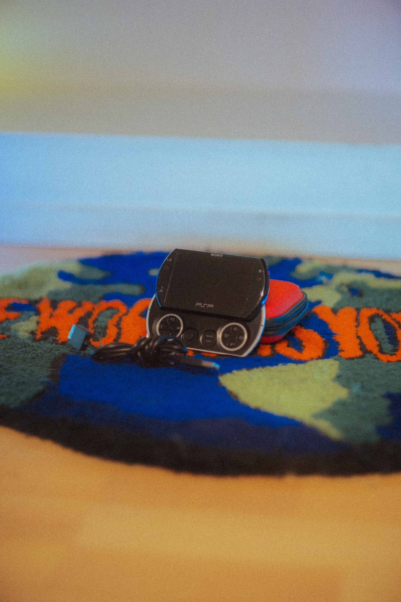 Sony PSP GO (MODDED 16GB)