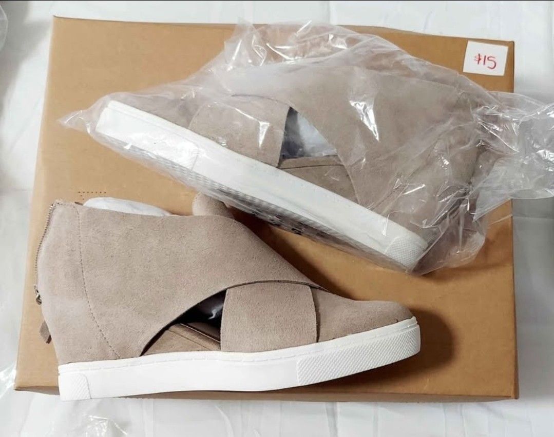 NEW! Steve Madden Sneaker Wedge Shoes, Taupe Suede, Size 8.5