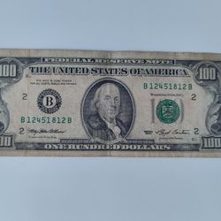 Small Face $100 Bill (One Hundred Dollar Bill)