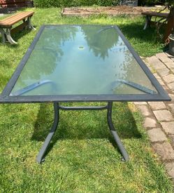 Outdoor table