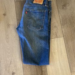 Men's Levi's Jeans (31W_32L) $12
