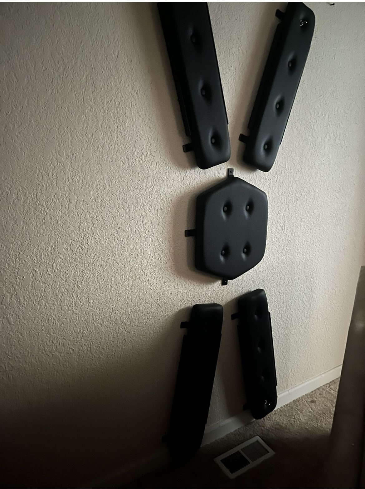 Master series St Andrews Cross Style Wall Mount