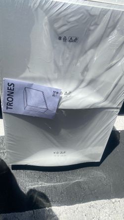 IKEA Trones
