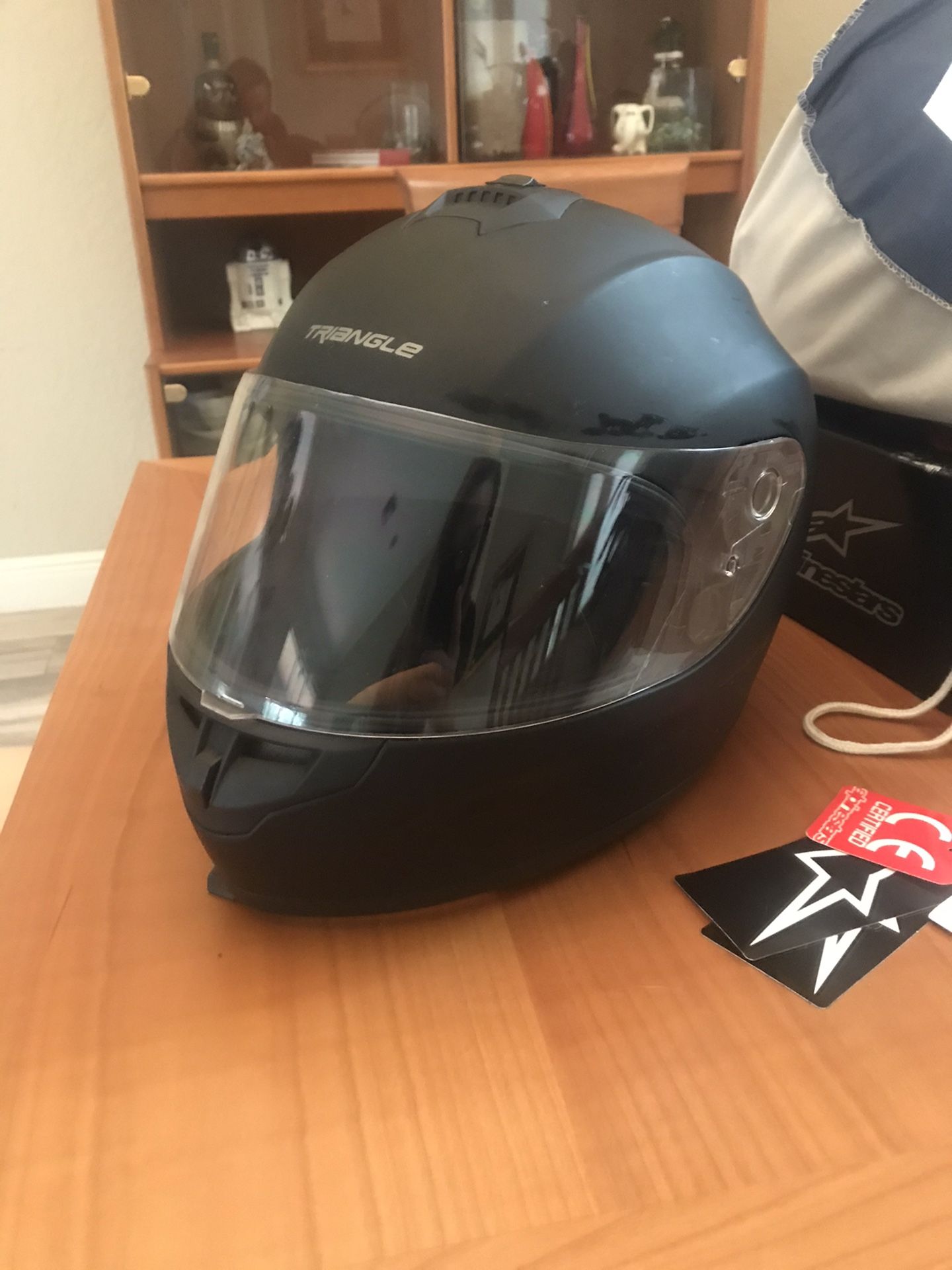 Motorcycle helmet