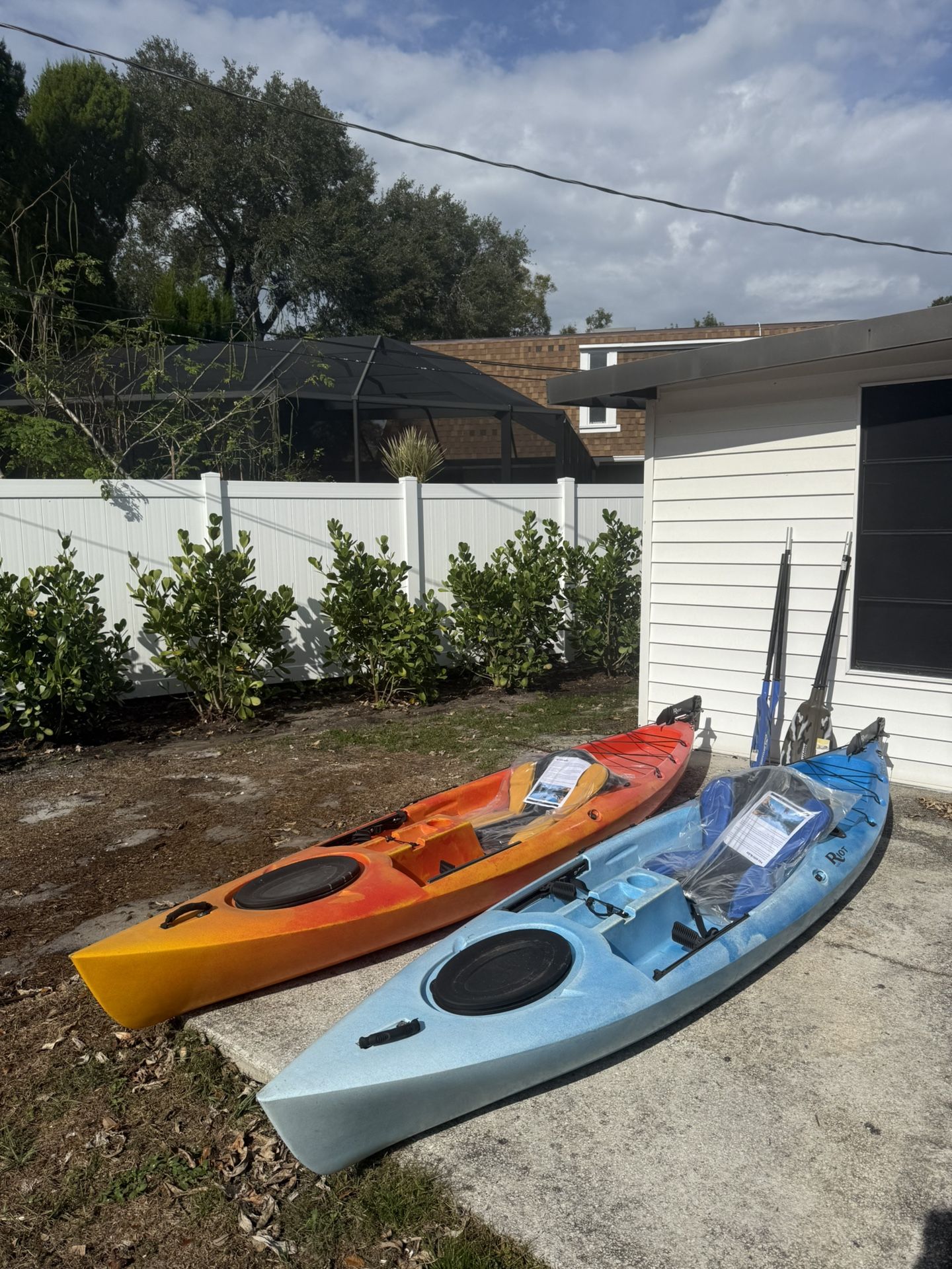 Riot Escape 12 Kayaks