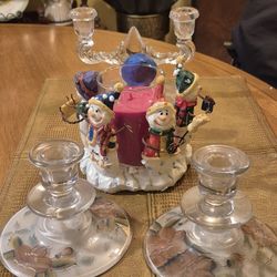 Three Candle Holdets