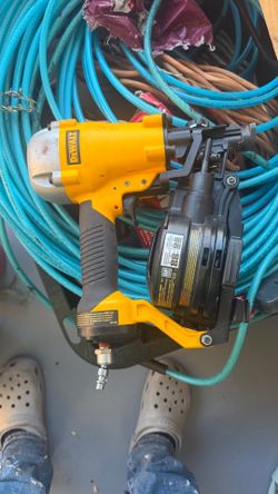 Dewalt roofing nailer gun
