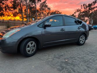 Toyota Prius 2006 - Clean Title