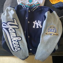  Custom Medium Yankees Jacket 
