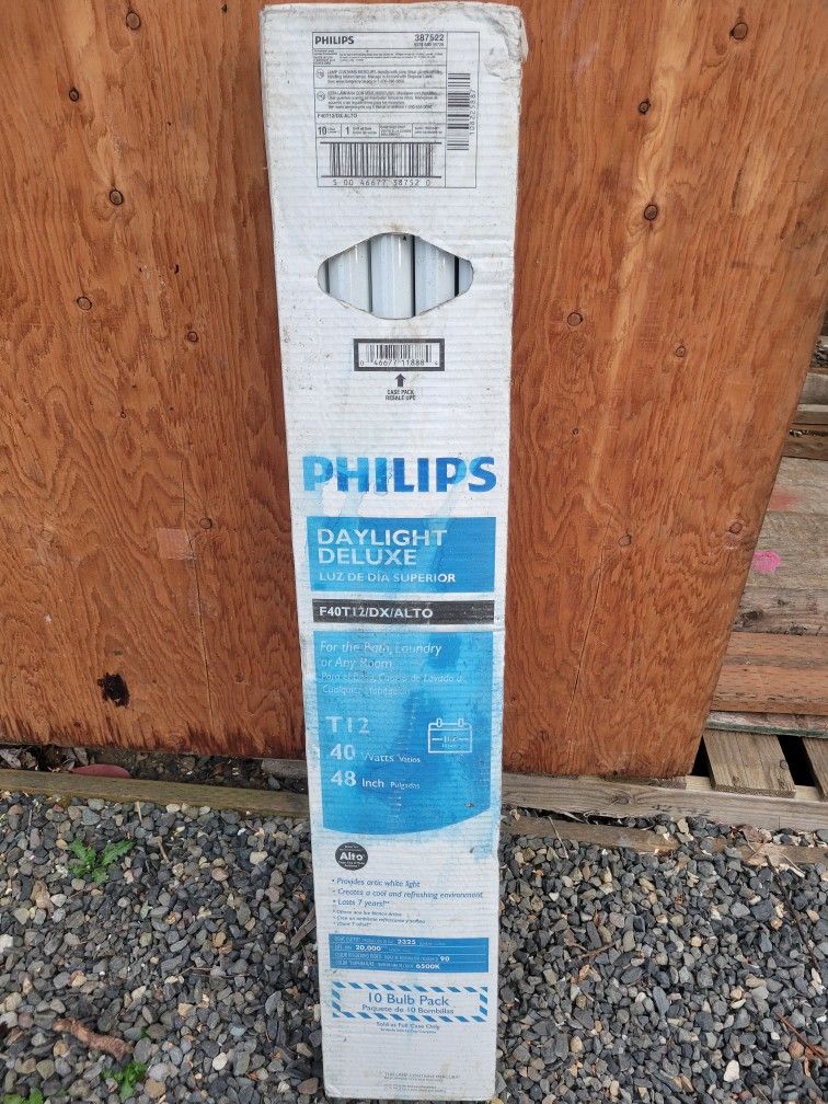 Philips Light Bulbs 10pcs