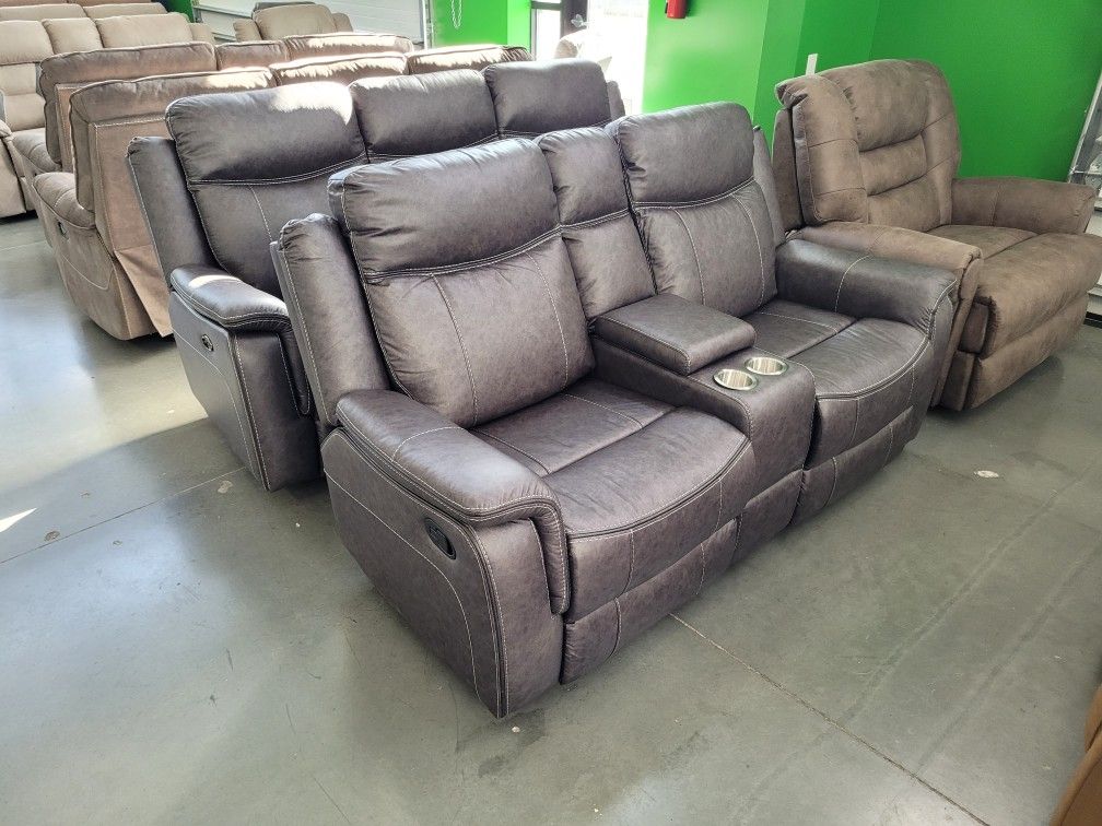 ⭐️⭐️⭐️ New Sofas, Loves, Recliners And Lift Recliners In Stock Now - Take Home TODAY! ⭐️⭐️⭐️