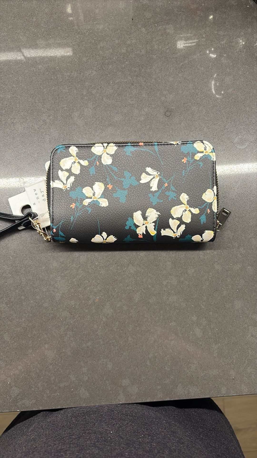 Brand New Wallet Never Used
