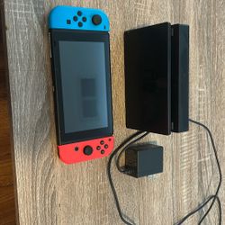 Nintendo Switch 