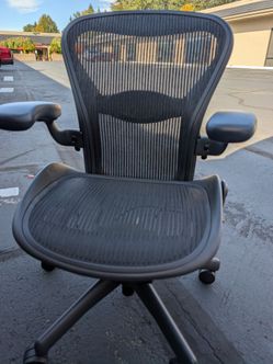 Herman Miller Aeron Office Mesh Desk Chair