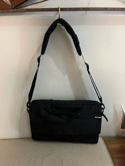 NWOT INCASE Laptop  Bag