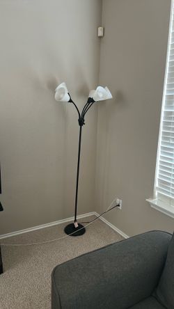 Floor lamp