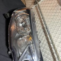 2012-2014 Honda CRV Halogen RH Passenger Side Headlight OEM $90