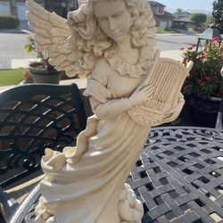 Statue