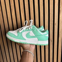 Nike Dunk Low Clear Jade Sz 8.5W