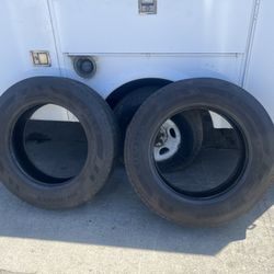 255/70R 22.5 KUMHO Semi Truck Tires 