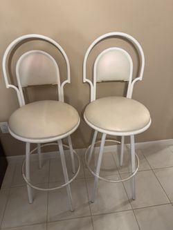Bar Stool Chairs Set Of 2 White Metal 30 Inches Seat 46 Inches Tall 17 Wide