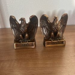 Bald  eagle book ends 