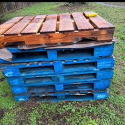 Wood Pallets 