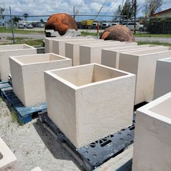Concrete Large Square Planter or Water Fountain / Cement Backyard Patio Pots Garden Planters / Outdoor Fountains