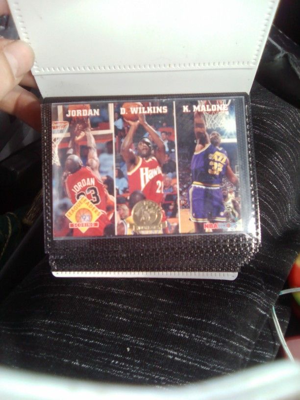5th Anniversary Gold Basketball Lot