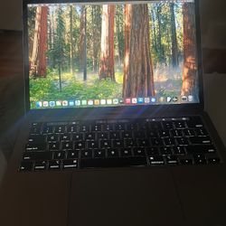 MacBook Pro 13 Inch 2020