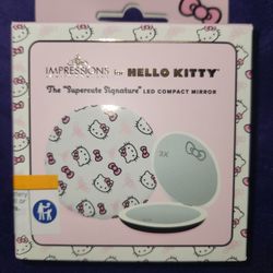 Hello Kitty mirror