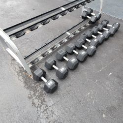 Free Gratis NAUTILUS  Rack ONLY  IF you BUY  the Hex Dumbells SET  75s To 100s. Delivery For Extra

( 1050 POUNDS TOTAL)$1000

NOT SOLD SEPARATELY 