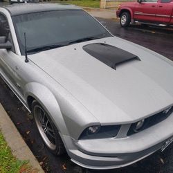 2005 Ford Mustang