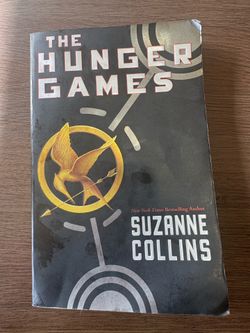 The Hunger Games Book 1 Suzanne Collins Paperback Scholastic 2009 1st Print