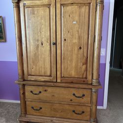Armoire Cabinet