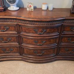 Solid  Wood Dresser