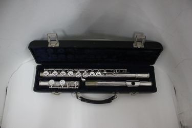 Gemeinhardt M2 Flute With Case