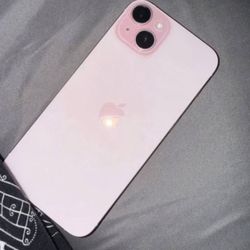 iPhone 15 Plus Pink