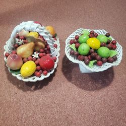 2 Capodimonte Made In Italy Porcelain Fruit Baskets 