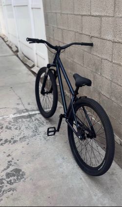 Dirt jumper