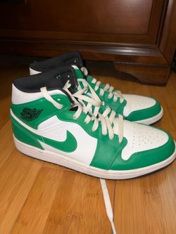 Green Jordan 1 Air 9 1/2 Mens